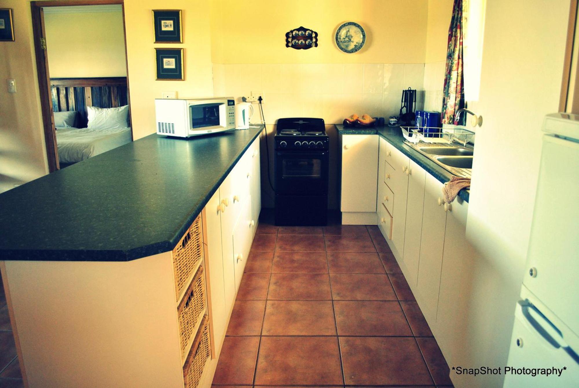 Kududu Guest House Адо Екстериор снимка